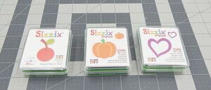 Sizzix Originals Cutting Dies Cuts Pumpkin Cherry Heart Lot of 3 38-0254, 0263
